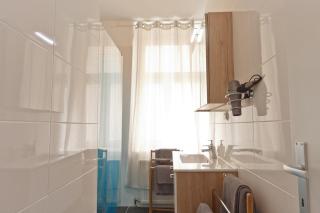 Apartments in Vienna near Schönbrunn & Westbahnhof - Keyless Check-In - 3