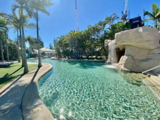 Super Modern Diamond Beach Resort Penthouse 33 - 0