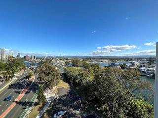 Amazing Waterfront, Surfers Paradise #81 - 4