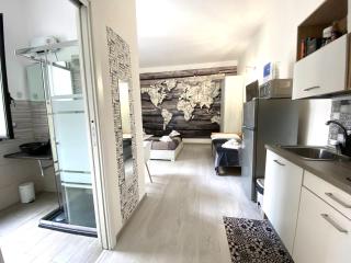 Newhouse CRISPI 78 - Bari - 5