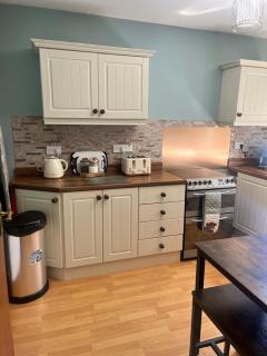 Torr Brae Getaway - - 6