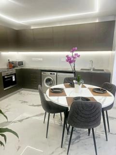 DELUXE APARTMENT - Paphos - 8