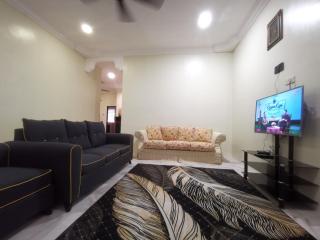 Kejora Guest House - 0