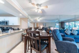 Edgewater Villa 3011 'Fountain View Hideaway' - Panama City Beach - 3