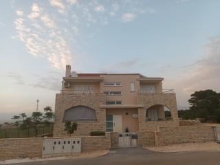 Apartmani Lucija - Povljana - 6