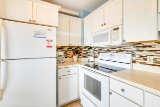 Oceanfront Condo with Pool Access in Myrtle Beach! - 1