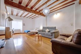 Casa Iruña by Clabao - Pamplona - 0