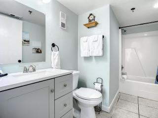 OceanFront Condo - Pool, BBQ, Steps from Flagler Ave - New Smyrna Beach - 3