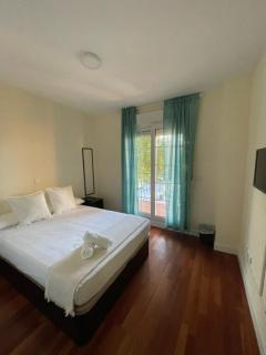 Chalet Pension Rooms Abril - Madrid - 4