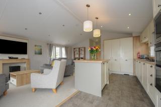 Lodge 59 at Riviera Bay Coastal Retreat - Brixham - 2