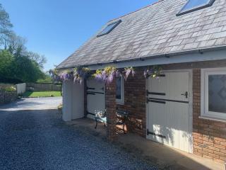 Y Stabl, Llanrhidian, Gower - 1