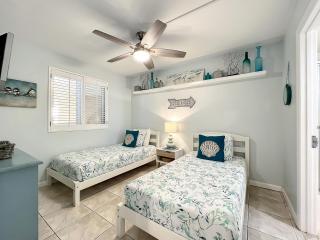 Ideal Family Friendly Beach Vacay. Beachfront & Steps to Flagler Ave - New Smyrna Beach - 2