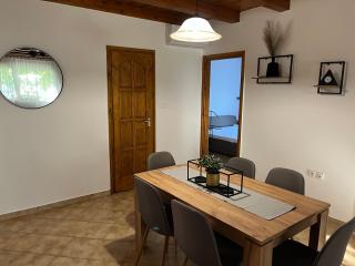 R-Home Apartman - Zamárdi - 6