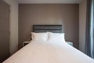 Stunning 2BR next to the City Airport BHD - Free Parking - Belfast - 6