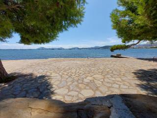 CASA FARO Spacious, Ground Floor Property on the Pine Walk, Covered terrace with Sea Views. Wifi/Air Con - Pollença - 4