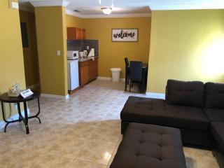 Shay’s Apartment - Freeport - 6