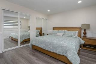 Coastal Beach Family Home - Huntington Beach - 1