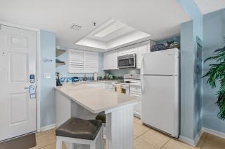 Recently Updated Oceanfront Condo! Views & a Pool - New Smyrna Beach - 7