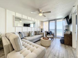 Gorgeous Oceanfront Condo - Beach, Pool & Steps to Flagler Ave - New Smyrna Beach - 9