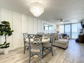 Gorgeous Oceanfront Condo - Beach, Pool & Steps to Flagler Ave - New Smyrna Beach - 3