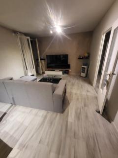 chambre confort dans un logement partagé à 10 minute du circuit 24h - Allonnes - 2