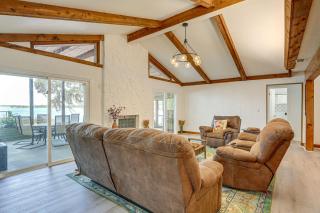 Waterfront Home on Crooked Lake w/ Game Room! - 8