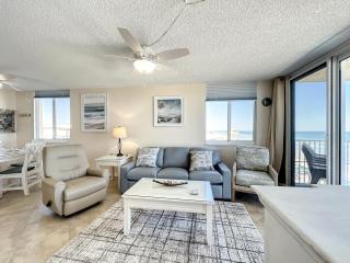 Beachfront, Pool, BBQ & Game room! Extra Windows = More Light & More Views - 2