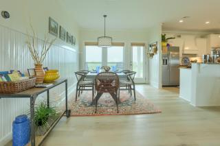 Steps to Bolivar Beach Home with Deck and Grill - Port Bolivar - 3
