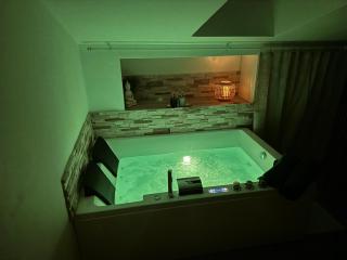 La Parenthèse Maisonnette avec Jacuzzi - Le Luc - 5