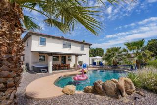 Game Room Resort Pool HotTub Modern Desert Oasis - Phoenix - 2