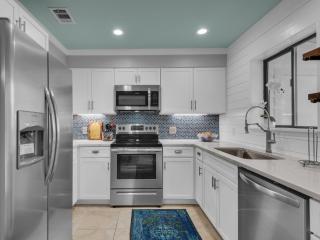 Gulf Winds East 23 by Newman-Dailey - 6