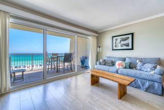 Beach House Condominiums C302 - Beachfront with Pool, WiFi, & Beach Service - Destin - 5