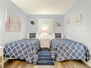 Oceanfront Condo with Pool, BBQ & Steps from Flagler Ave - New Smyrna Beach - 3