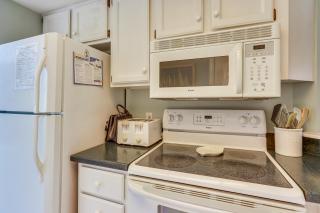 2 Mi to Beach Hilton Head Condo with Pool! - Hilton Head Island - 1