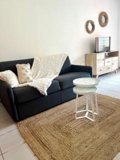 Grand studio de standing avec jardin et terrasse - Bourda - 9