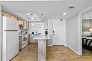 Beachfront Oceanview Condo - Walk to Flagler Ave - New Smyrna Beach - 8
