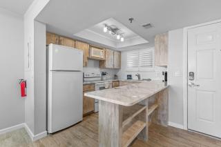 Beachfront Oceanview Condo - Walk to Flagler Ave - New Smyrna Beach - 7