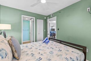 Beachfront Oceanview Condo - Walk to Flagler Ave - New Smyrna Beach - 5