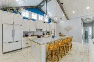 1 Mi to Beach Home in Old Town Port Aransas - 7