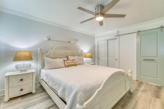 Beach House Condominiums B105 - Beachfront with Pool, Wi-Fi, & Beach Service - Destin - 8