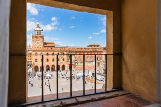 ImmoBo Arcadian - Piazza Maggiore View - 1