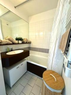 The Palm 100m de la plage Parking Clim Wifi - 4