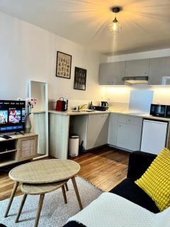 Le Pilori 2pers, chambre séparée, Tv et Wifi - Nantes - 2