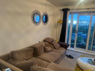 Impeccable 2-Bed Apartment in Orpington - Orpington - 0