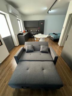 Modern Studio in Central Victoria - Victoria - 7