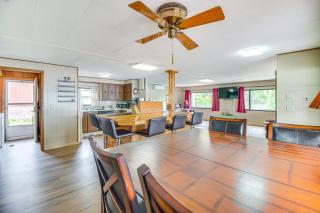 Lakefront Cabin in Jay with Deck, Views and Boat Ramp! - Jay - 4