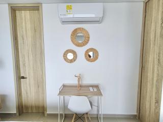 Great sunsets & sea views, near beach&downtown - 1