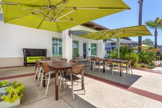 Best Western Plus Capitola By-the-Sea Inn & Suites - Capitola - 6