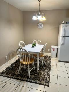 Quiet 1bed,1bath condo with free parking - Fresno - 3