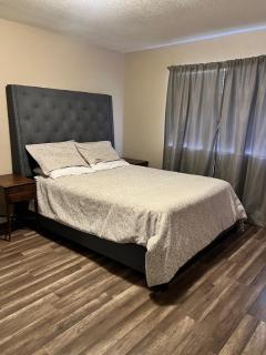 Quiet 1bed,1bath condo with free parking - Fresno - 2